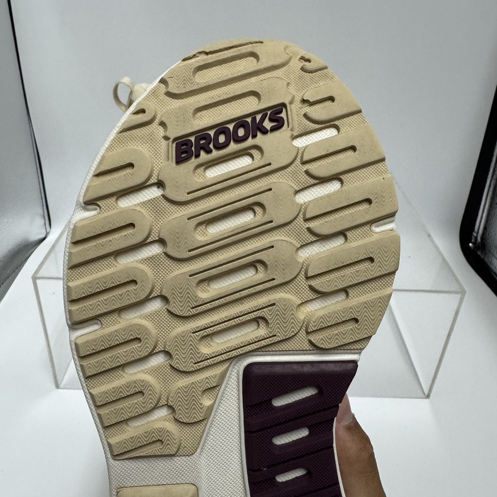 Brooks Ariel GTS 26 1204441D288 Beige Sand Running Shoes Women's Size 7 D Wide - Picture 8 of 12